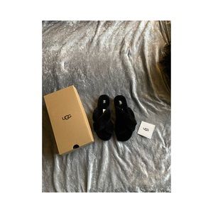 NWT womens ugg slippers